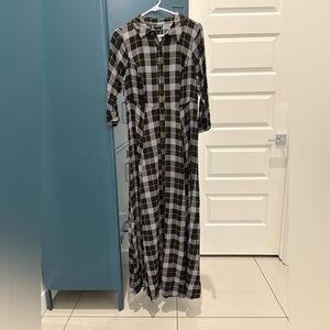 Torrid Button Front Maxi Dress Size 00 Black Plaid NWT